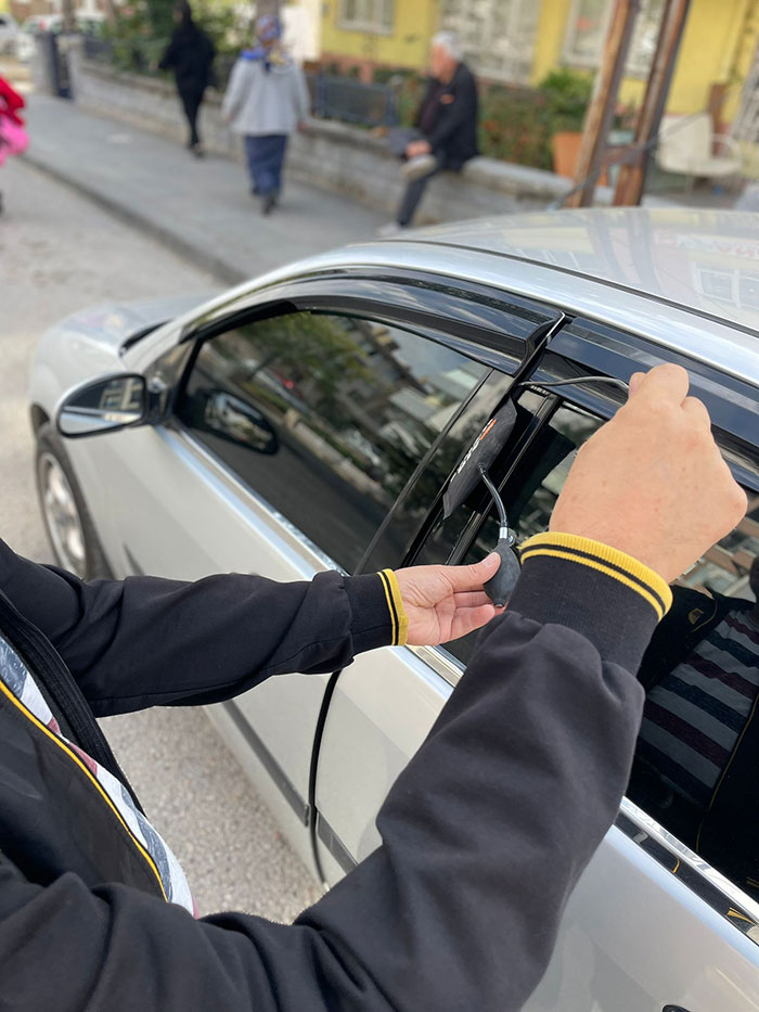 Sivrihisar Oto Kilitçisi